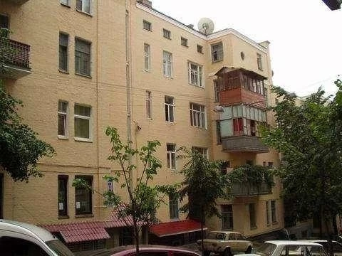 Продажа 2-комнатной квартиры 32 м², Костельная ул., 6