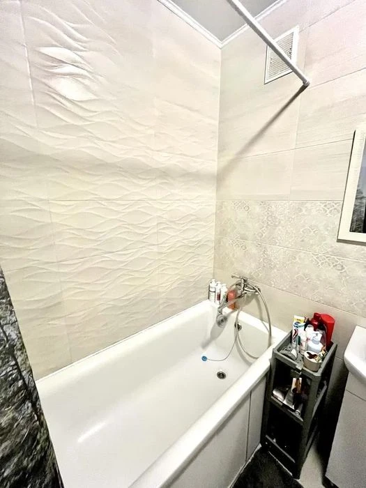 Продаж 1 кімн квартира 45.80 м² 7/11 ц вул.Городницька 10300