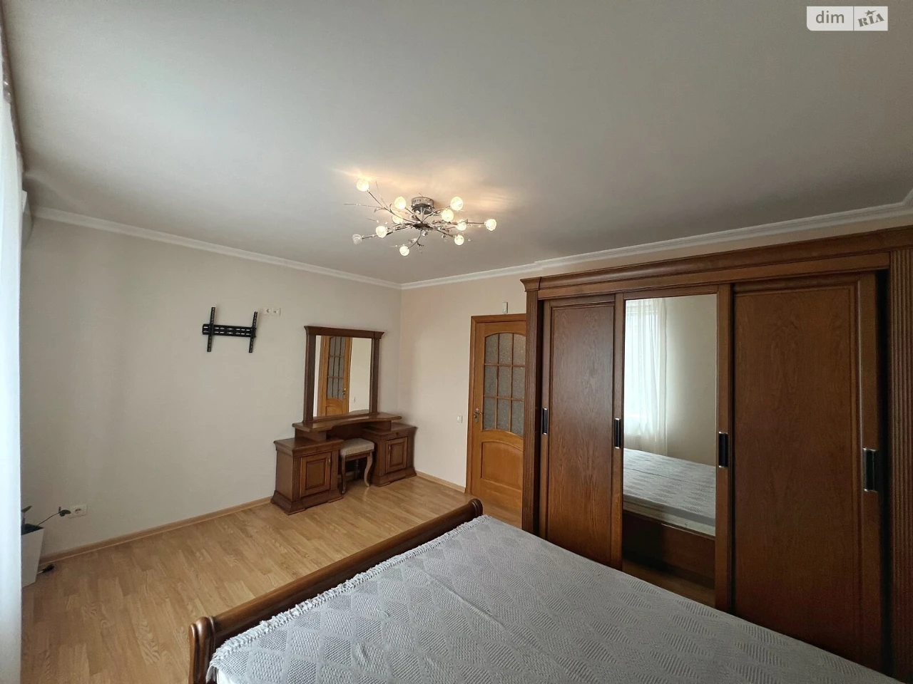 Продаж Квартира Наукова
