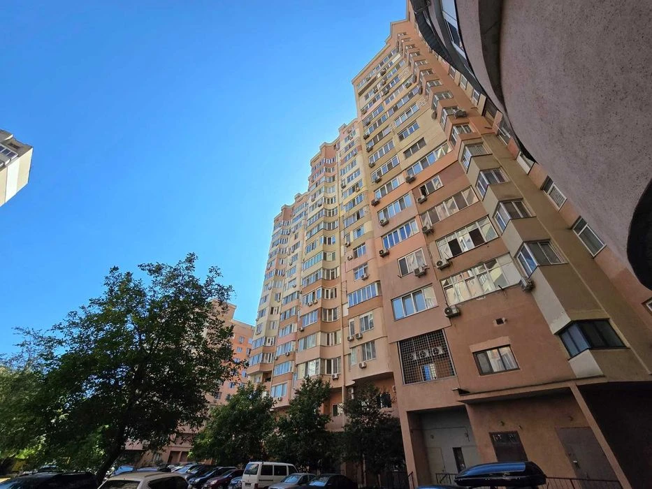 Резервное электропитание. Продам 1 комнатную квартиру. Черем