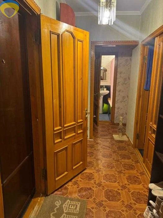 Продам 2-кімнатну квартиру на Таїрова — 55 м², два балкони,