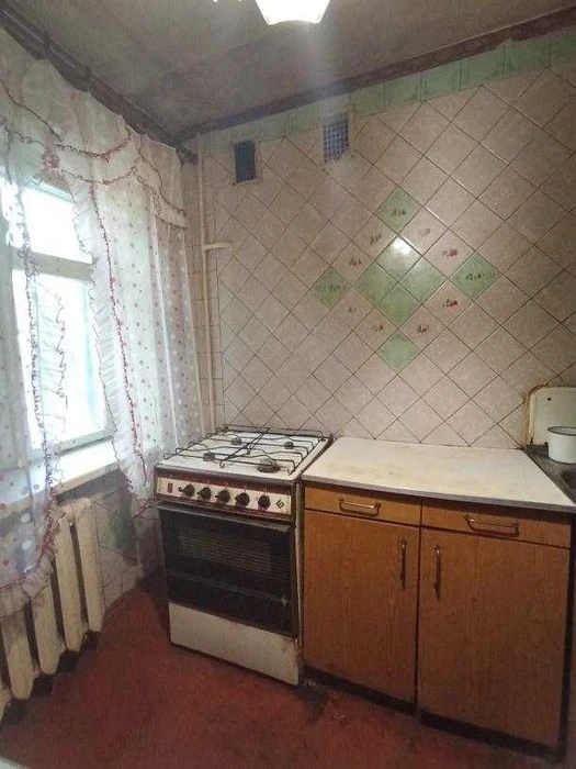 Продам 2 квартиру центр Баварии, поликлиника
