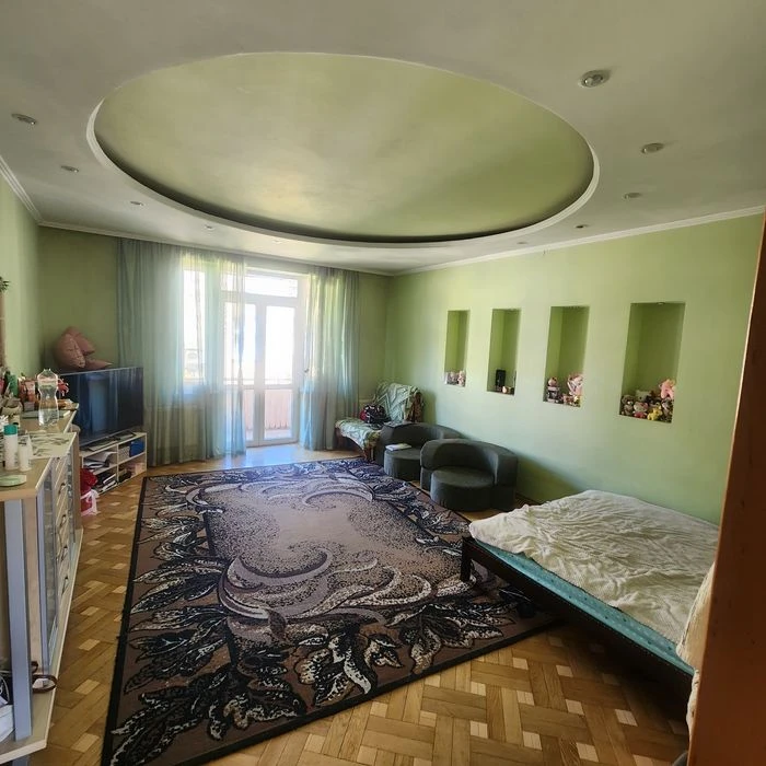 продаж квартири центр Львів вул Глибока біля Політехніки