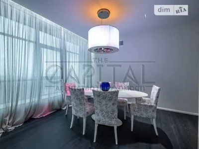 Продаж 2к квартири 254 кв. м на вул. Андрія Верхогляда 5 • I