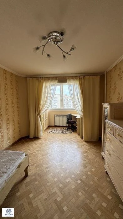 Продам 3 комнатную квартиру