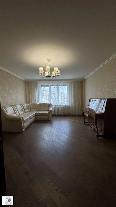 Продам 3 комнатную квартиру