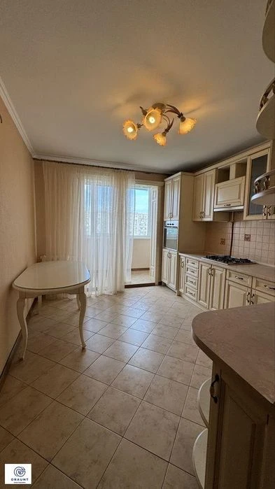 Продам 3 комнатную квартиру