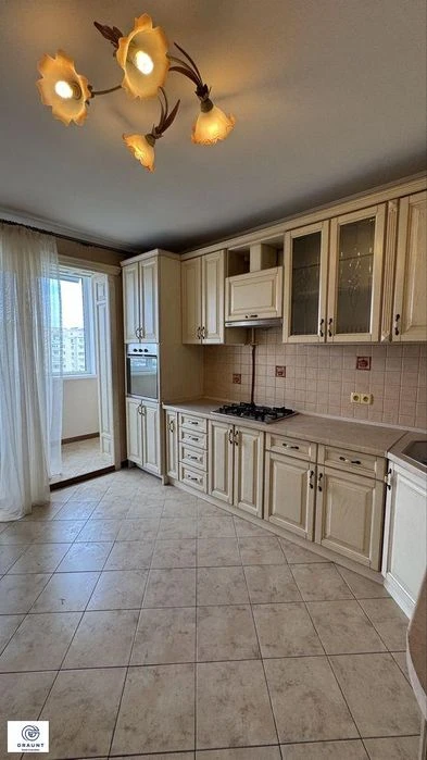 Продам 3 комнатную квартиру