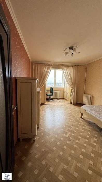 Продам 3 комнатную квартиру