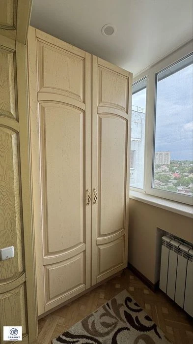 Продам 3 комнатную квартиру