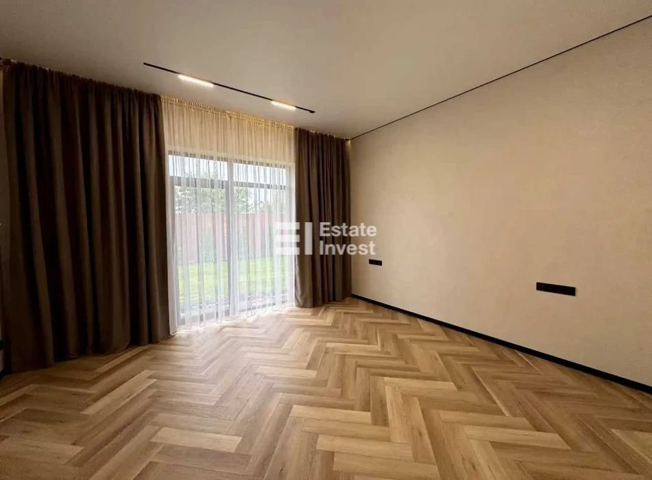 Продаж затишного будинку 140 м² на Осокорках, Стильний ремон