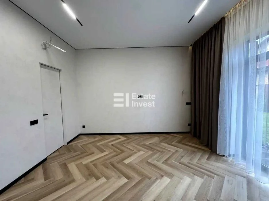 Продаж затишного будинку 140 м² на Осокорках, Стильний ремон
