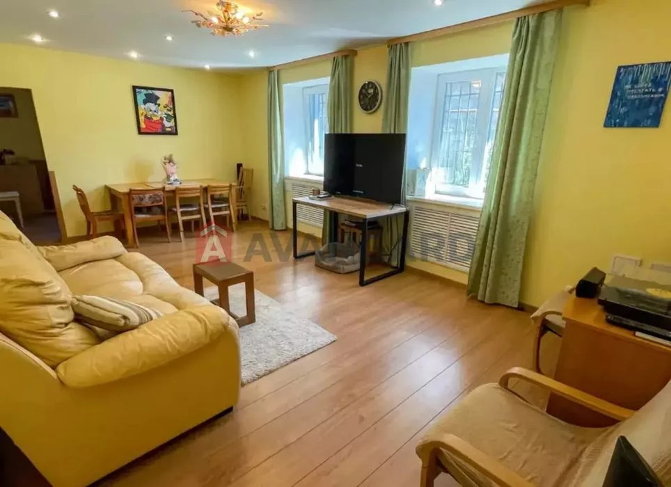 Продам дом , кирпич , правый берег, торг  120 000$