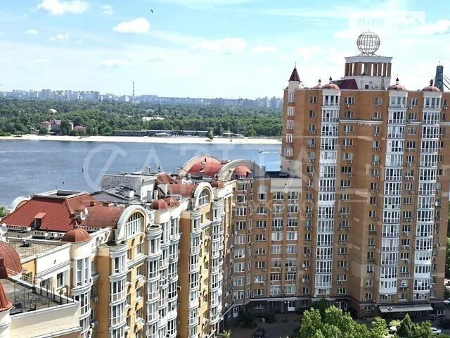 Продаж 2к квартири 48 кв. м на просп. Володимира Івасюка 2Г