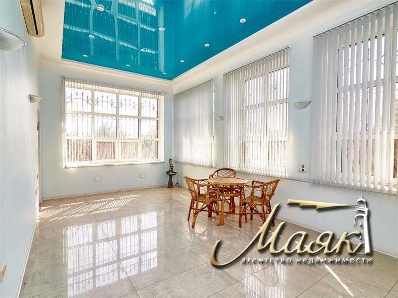 An exclusive house in the Dnipro district.