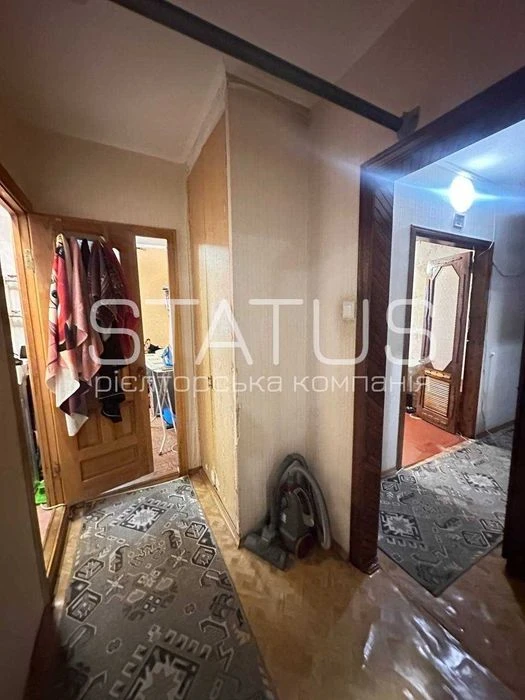 код 16217 Трикімнатна квартира у спальному р-ні міста