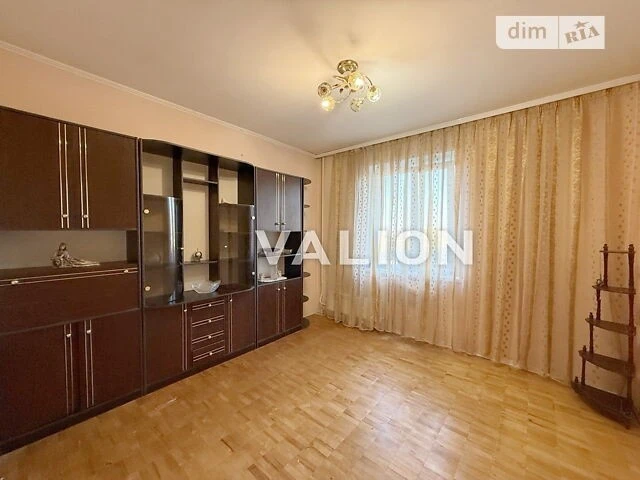 Sale of 2-room apartment 55 sq. m. on Mostytska Street 12, apt. 52 • I