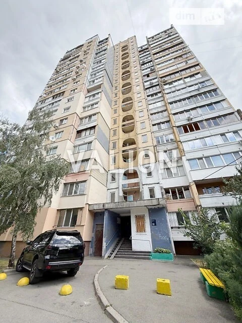 Sale of 2-room apartment 55 sq. m. on Mostytska Street 12, apt. 52 • I