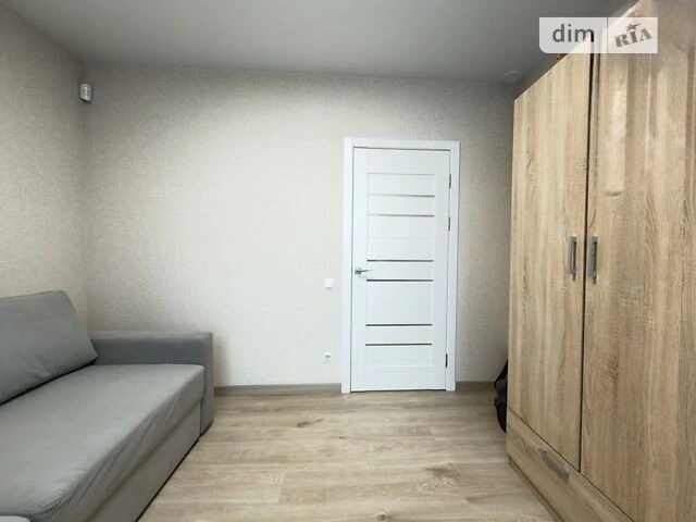 Продаж 2к квартири 69.3 кв. м на вул. Всеволода Змієнка 19 •