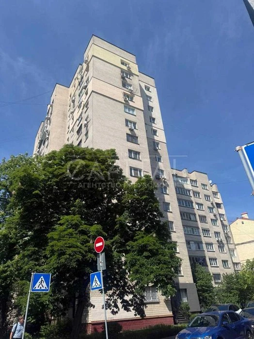 Продаж 3к кв вул. Левандівська 14 (Аніщенка) цегляний буднок