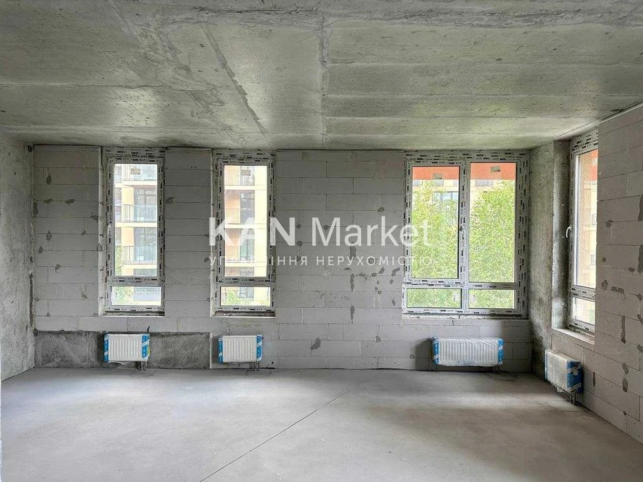 Продаж 3к квартири 102,4 м² у Файна Таун