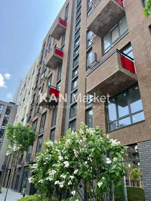 Продаж 3к квартири 102,4 м² у Файна Таун