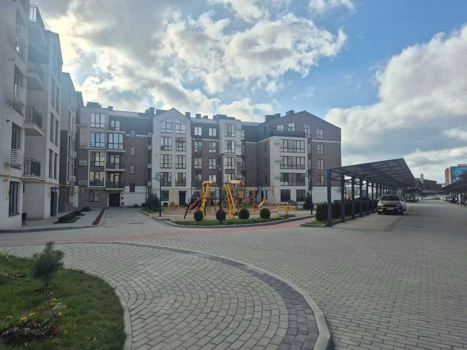 Продам однокомнатную квартиру в кирпичном доме на Сахарова