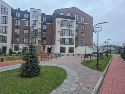Продам однокомнатную квартиру в кирпичном доме на Сахарова