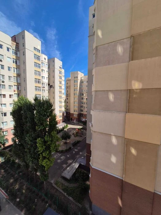 Госпр. 2-х комнатная на Вильямса/Королёва.