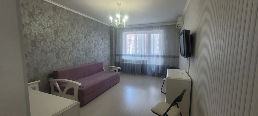 Гарна 1к, новий будинок, Піски.