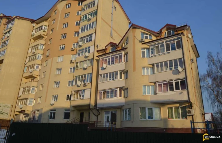 продаж 3 кім квартира вул Залізнична ремонт ВІЛЬНА