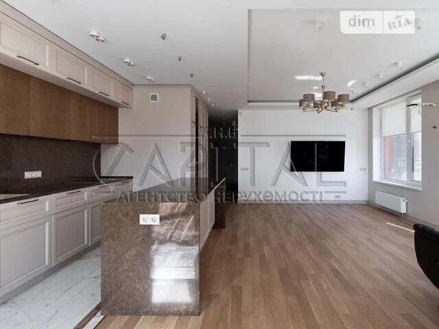 Продаж 3к квартири 86 кв. м на наб. Дніпровська 20Б • ID 347