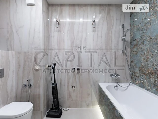 Продаж 3к квартири 86 кв. м на наб. Дніпровська 20Б • ID 347