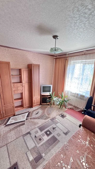 Продається 3-х кімнатна квартира в м. Києві вул. Радунська,4