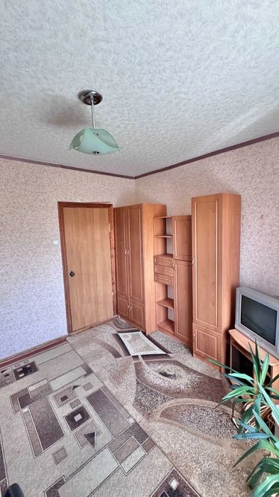 Продається 3-х кімнатна квартира в м. Києві вул. Радунська,4