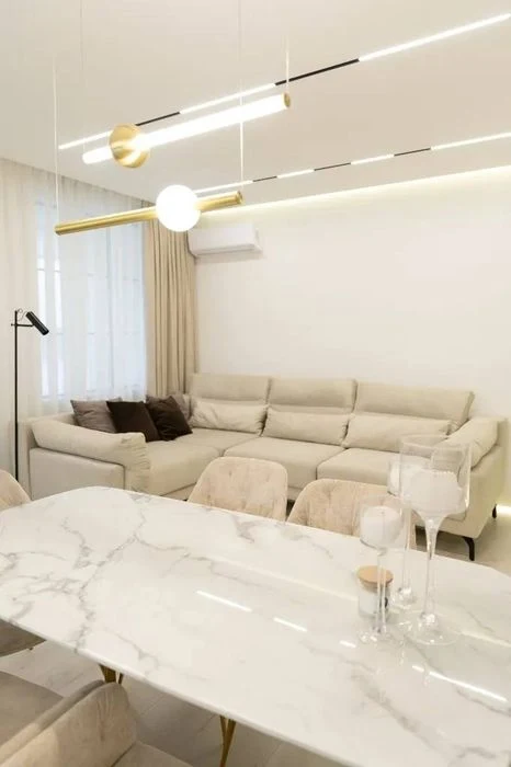 Продаж 3к квартири 79 м² з авторським ремонтом у ЖК «Щасливи