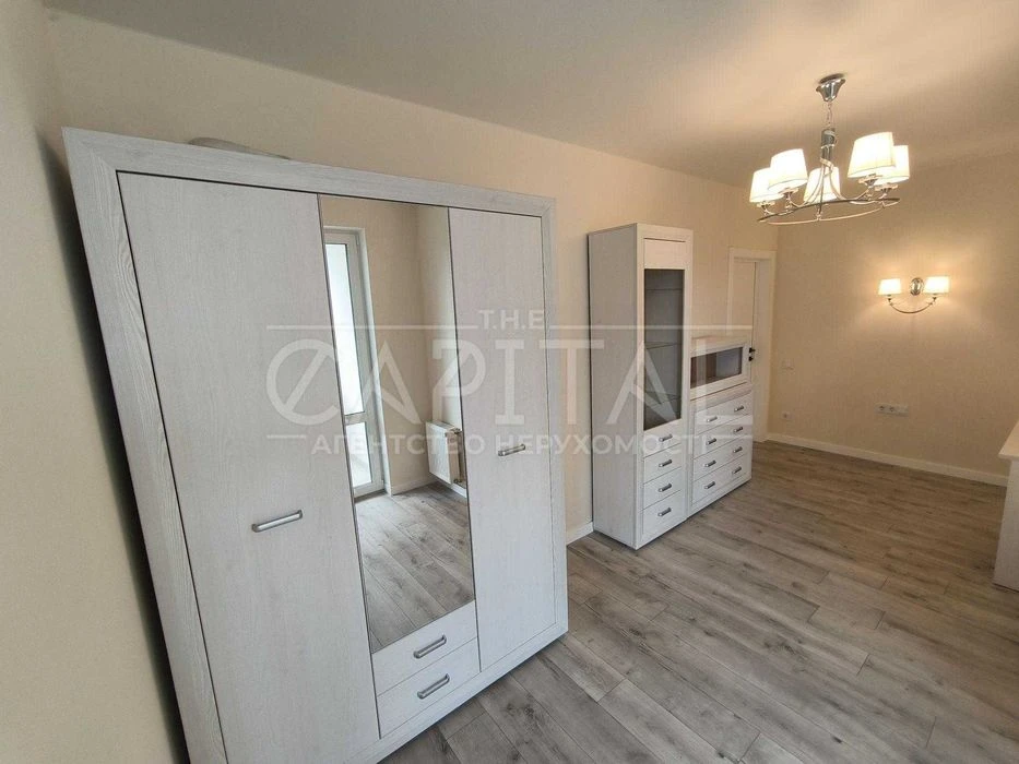 Продаж квартири, вул. Воробйова, Солом'янка
