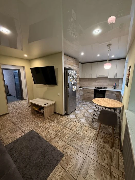 2-room apartment for sale, Sobornyi Ave. 21, certificate