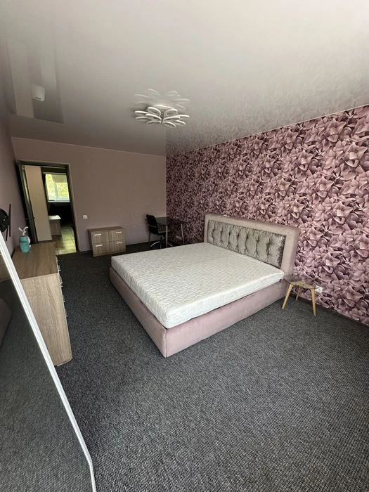 2-room apartment for sale, Sobornyi Ave. 21, certificate