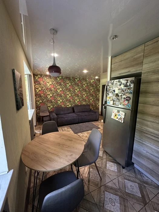 2-room apartment for sale, Sobornyi Ave. 21, certificate