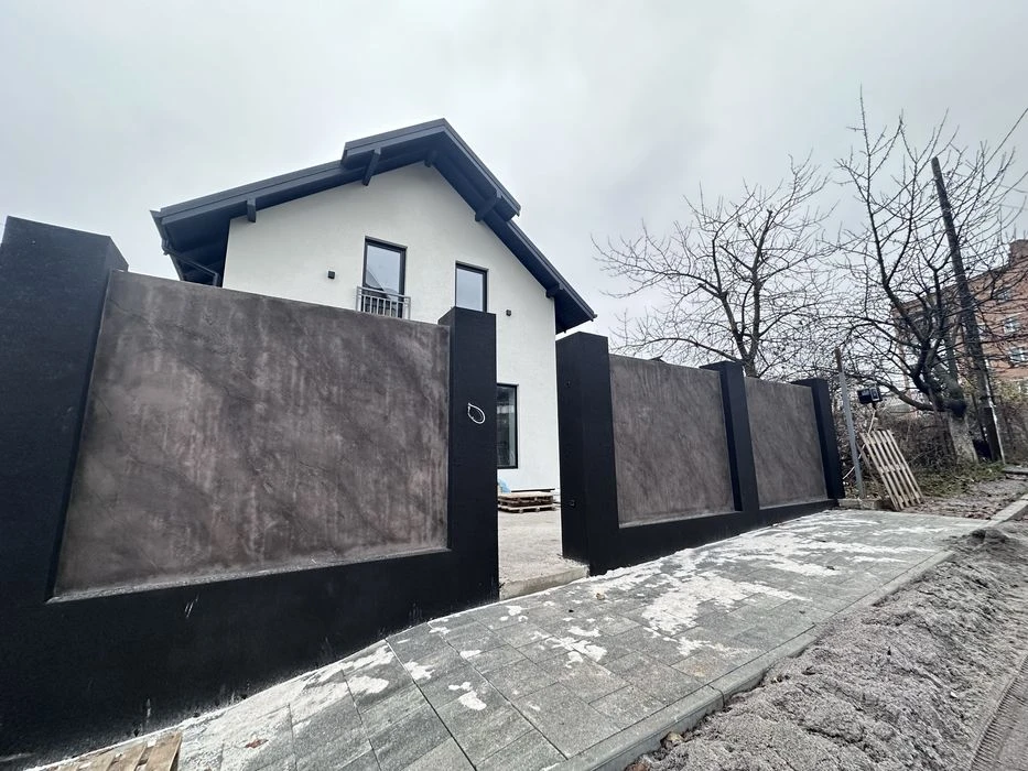 Продам современный дом район Замостье.