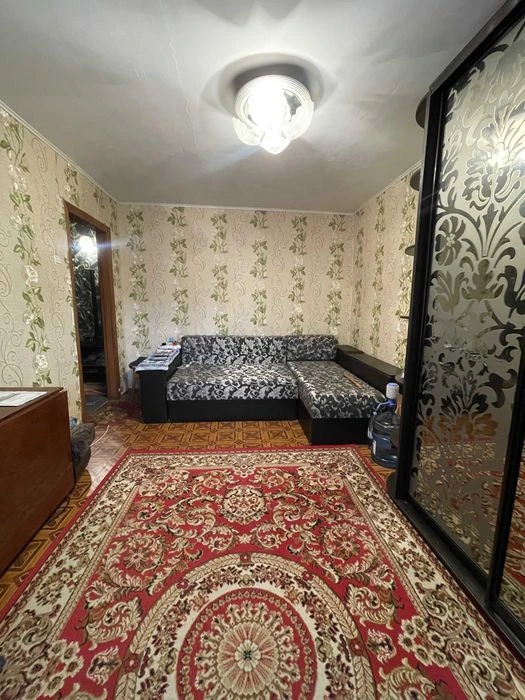 Продам 2 комнатную квартиру на Черемушках