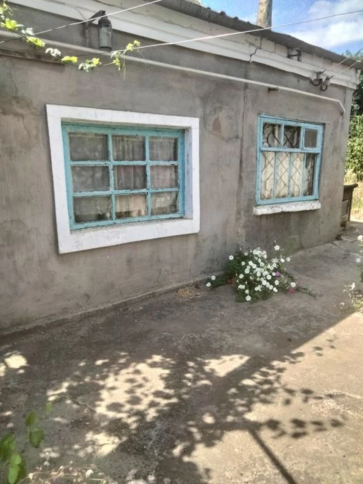Продам будинок  + літня кухня 27000