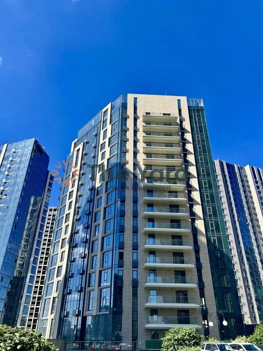 БЕЗ% Продаж 3к квартири 100 м² в ЖК «Новопечерські Липки» КЛ