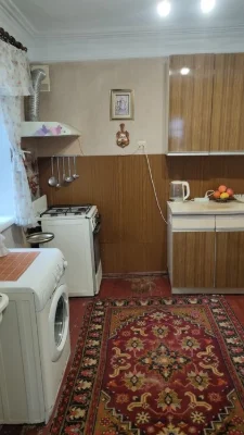 Отдельностоящий дом 4 комнаты, гараж на 2 машины, на Бугаёвк