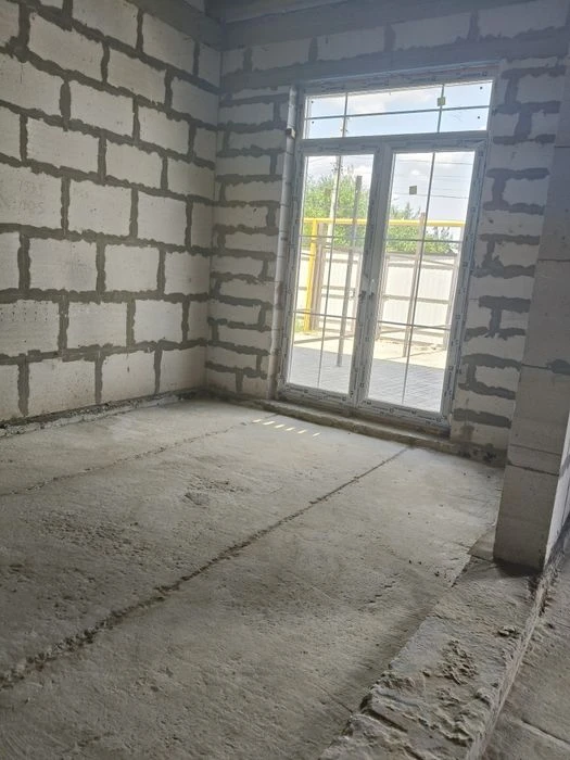 Spacious townhouse in Khadzhibey district