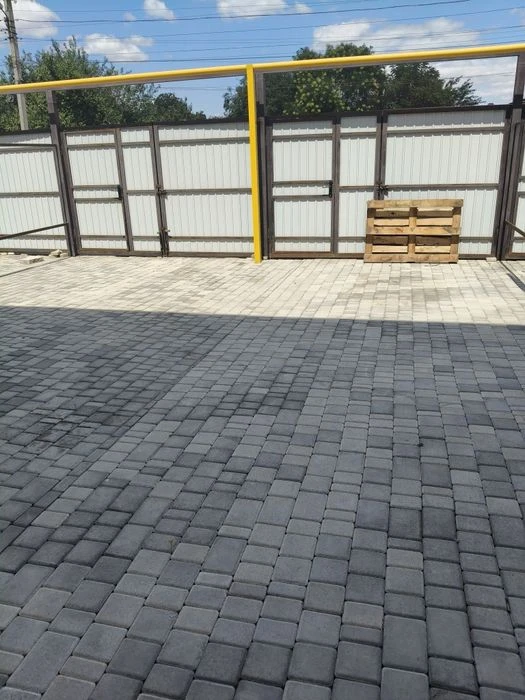 Spacious townhouse in Khadzhibey district