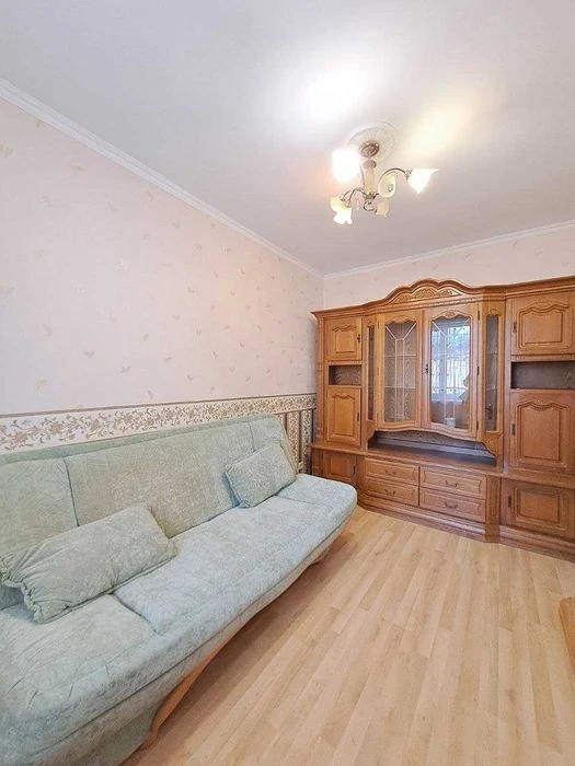 Продам 2к. квартиру в центре Одессы - рядом парк и море