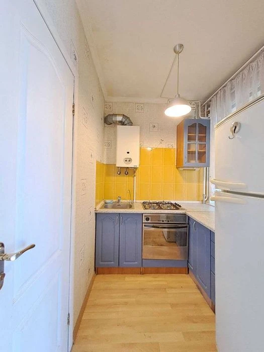 Продам 2к. квартиру в центре Одессы - рядом парк и море