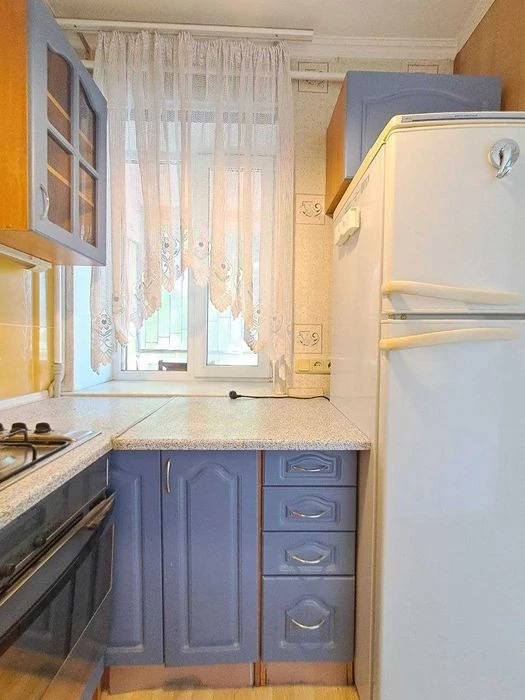 Продам 2к. квартиру в центре Одессы - рядом парк и море